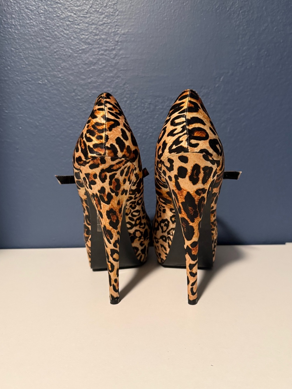 Socialite by ShoeDazzle Leopard Print Platform Mary Jane Style Stilettos Size 10 - Picture 4 of 8